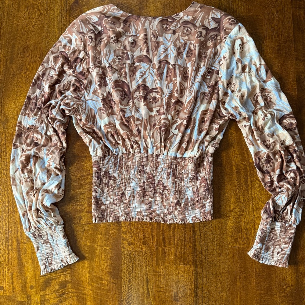 Anthropologie Tiny Valentina Long-Sleeve Printed Surplice Top - Picture 7 of 8